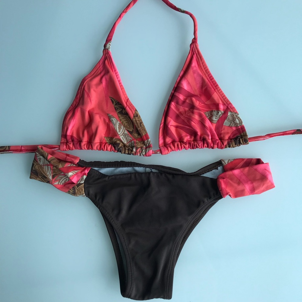 LIKE NEW!! Bikini